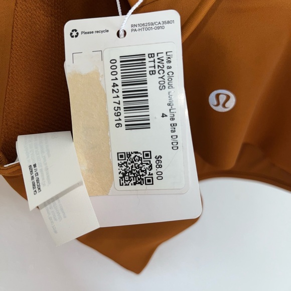 NWT Lululemon Like a Cloud Longline Bra
Light Support, D/DD Cup. Size 4 - Picture 6 of 7